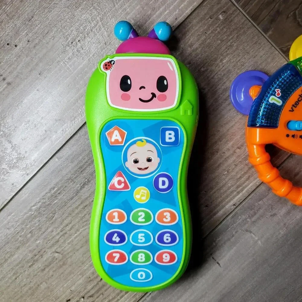 Vtech and CoComelon Baby Toy Bundle 2 Pieces EUC
